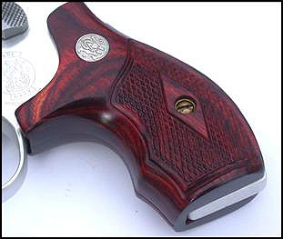 Eagle Secret Service grips for J-Frame revolver Eagle Secret Service grips for J-Frame revolver